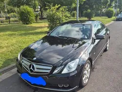 Schwarz Gebraucht 2010 Mercedes E200 Elegance Coupé | 9.990 € (Guter Preis)