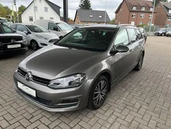 Grau Gebraucht 2016 VW Golf VII Allstar Kombi | 8.990 € (Fairer Preis)