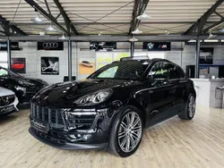 Tiefschwarzmetallic Gebraucht 2016 Porsche Macan Chrono SUV | 38.990 € (Etwas zu teuer)