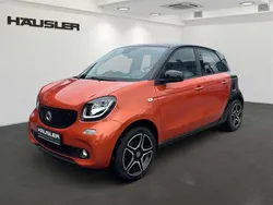 Schwarz Gebraucht 2015 Smart ForFour Passion Limousine | 8.990 € (Fairer Preis)