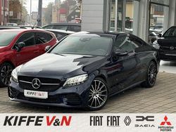 Blau Gebraucht 2024 Mercedes C180 AMG Coupé | 38.380 € (Guter Preis)