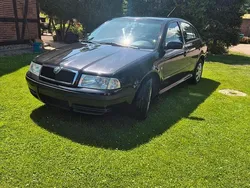 Schwarz Gebraucht 2004 Skoda Octavia Limousine | 2.300 € (Fairer Preis)