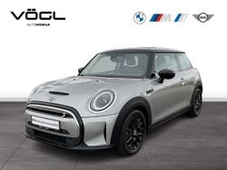 Grau Gebraucht 2023 Mini Cooper SE Classic Kleinwagen | 18.280 € (Fairer Preis)