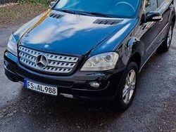Schwarz Gebraucht 2006 Mercedes ML350 SUV | 5.999 € (Guter Preis)