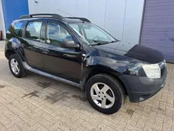 Schwarz Gebraucht 2011 Dacia Duster SUV | 3.200 € (Fairer Preis)