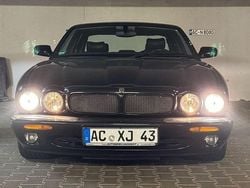 Schwarz Gebraucht 2001 Jaguar XJR Limousine | 18.900 € (Superpreis)