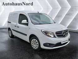 Weiß Gebraucht 2020 Mercedes Citan 109 Van / Kleinbus | 13.900 € (Etwas zu teuer)