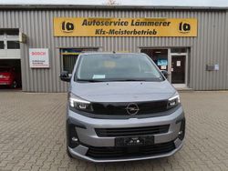 Grau Neu 2025 Opel Zafira Life Edition Van | 39.790 € (Etwas zu teuer)