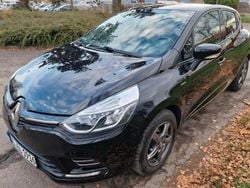 Schwarz Gebraucht 2017 Renault Clio IV LIMITED Limousine | 7.000 € (Guter Preis)