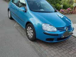 Blau Gebraucht 2006 VW Golf V Kleinwagen | 1.500 € (Guter Preis)