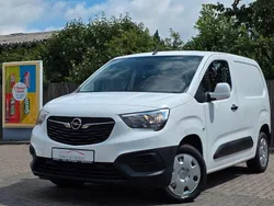 Weiß Gebraucht 2021 Opel Combo Edition Van / Kleinbus | 11.900 € (Guter Preis)