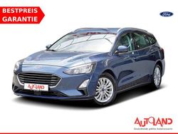 Blau Gebraucht 2021 Ford Focus Kombi | 16.490 € (Fairer Preis)