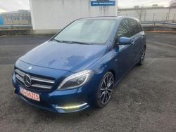 Blau Gebraucht 2013 Mercedes B180 Edition 1 Van / Kleinbus | 6.990 € (Fairer Preis)