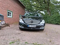 Schwarz Gebraucht 2006 Mercedes 320 Kombi | 9.800 €