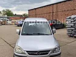 Silber Gebraucht 2007 Opel Combo Van / Kleinbus | 2.499 € (Fairer Preis)