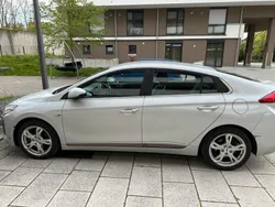 Silber Gebraucht 2020 Hyundai Ioniq Limousine | 13.000 € (Fairer Preis)