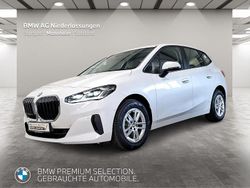 Weiß Gebraucht 2022 BMW 218 Active Tourer Luxury Line Van / Kleinbus | 24.260 € (Superpreis)