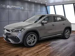 Grau Gebraucht 2023 Mercedes GLA250 AMG line SUV | 38.980 € (Etwas zu teuer)