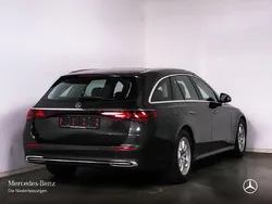 Graphitgrau Gebraucht 2024 Mercedes E220 Avantgarde Kombi | 46.980 € (Guter Preis)