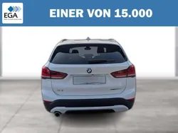 Weiß Gebraucht 2021 BMW X1 Sport Line SUV | 30.230 € (Teuer)