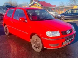 Rot Gebraucht 2000 VW Polo Limousine | 790 € (Fairer Preis)