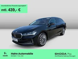 Ebony schwarz metallic met. Gebraucht 2024 Skoda Superb LAURIN & KLEMENT Kombi | 36.980 € (Etwas zu teuer)