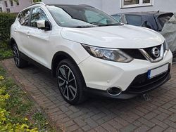 Weiß Gebraucht 2014 Nissan Qashqai Tekna SUV | 14.600 €