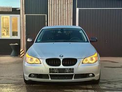 Silber Gebraucht 2005 BMW 530 Kombi | 9.800 €