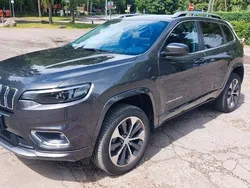 Grau Gebraucht 2020 Jeep Cherokee SUV | 27.500 € (Fairer Preis)