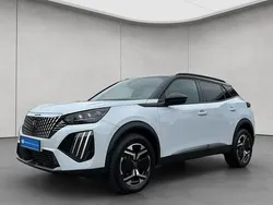 Okenit weiß metallic Gebraucht 2024 Peugeot 2008 GT SUV | 23.770 € (Fairer Preis)