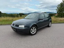 Grau Gebraucht 2003 VW Golf IV Limousine | 2.850 €