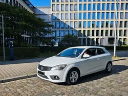 Weiß Gebraucht 2011 Kia ProCeed Edition 7 Kleinwagen | 2.900 €