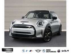 Melting silver iii Gebraucht 2022 Mini Cooper SE Essential Kleinwagen | 19.900 € (Etwas zu teuer)
