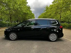 Schwarz Gebraucht 2018 Opel Zafira Business Innovation Van / Kleinbus | 10.700 € (Teuer)