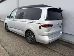 Reflexsilber metallic / dach schwarz Neu 2024 VW T7 Comfortline Van | 65.660 € (Guter Preis)