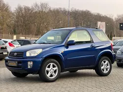 Blau Gebraucht 2002 Toyota RAV4 SUV | 4.299 € (Etwas zu teuer)