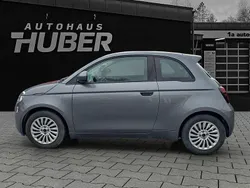 Grau Gebraucht 2022 Fiat 500e Kleinwagen | 12.007 € (Guter Preis)