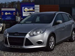 Silber Gebraucht 2011 Ford Focus Trend Kombi | 2.900 € (Guter Preis)