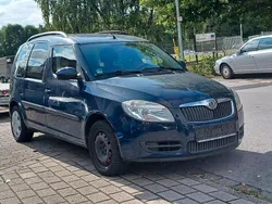 Blau Gebraucht 2009 Skoda Roomster Plus Edition Kombi | 3.850 € (Fairer Preis)