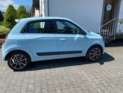 Blau Gebraucht 2018 Renault Twingo Kleinwagen | 6.200 €