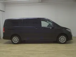 Schwarz Gebraucht 2019 Mercedes V220 Van / Kleinbus | 36.480 € (Guter Preis)