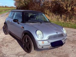 Silber Gebraucht 2002 Mini Cooper Kleinwagen | 2.500 € (Teuer)