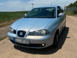 Blau Gebraucht 2005 Seat Ibiza Reference Kleinwagen | 1.900 € (Fairer Preis)