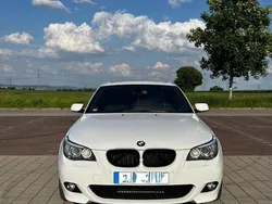 Weiß Gebraucht 2009 BMW 525 Sport Line Limousine | 17.999 €