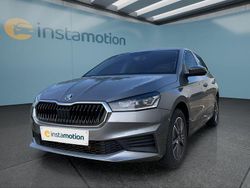 Grau Gebraucht 2023 Skoda Fabia Kleinwagen | 19.099 € (Etwas zu teuer)