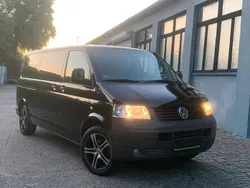 Schwarz Gebraucht 2009 VW T5 Van | 10.200 € (Teuer)