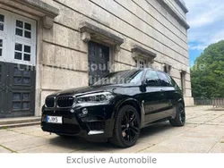 Black sapphire metallic Gebraucht 2017 BMW X5 M Performance SUV | 52.900 €