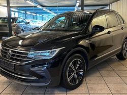Schwarz Gebraucht 2021 VW Tiguan Life SUV | 18.950 € (Fairer Preis)