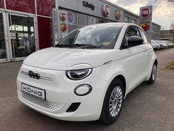 Weiß Neu 2025 Fiat 500e Red Kleinwagen | 24.789 €