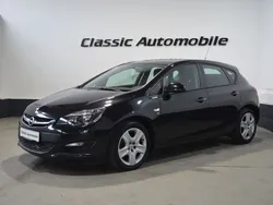 Schwarz Gebraucht 2014 Opel Astra Energy Limousine | 5.900 € (Fairer Preis)